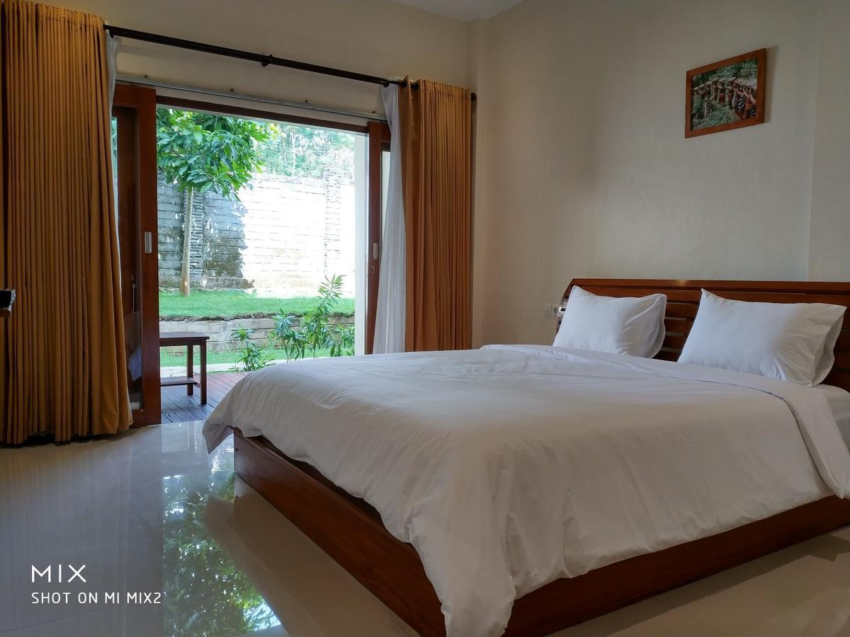 Sinar Rinjani Cottage & Restaurant เซอนารู ภายนอก รูปภาพ
