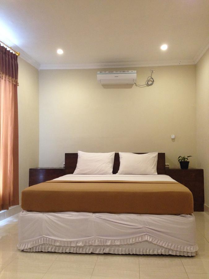 Sinar Rinjani Cottage & Restaurant เซอนารู ภายนอก รูปภาพ